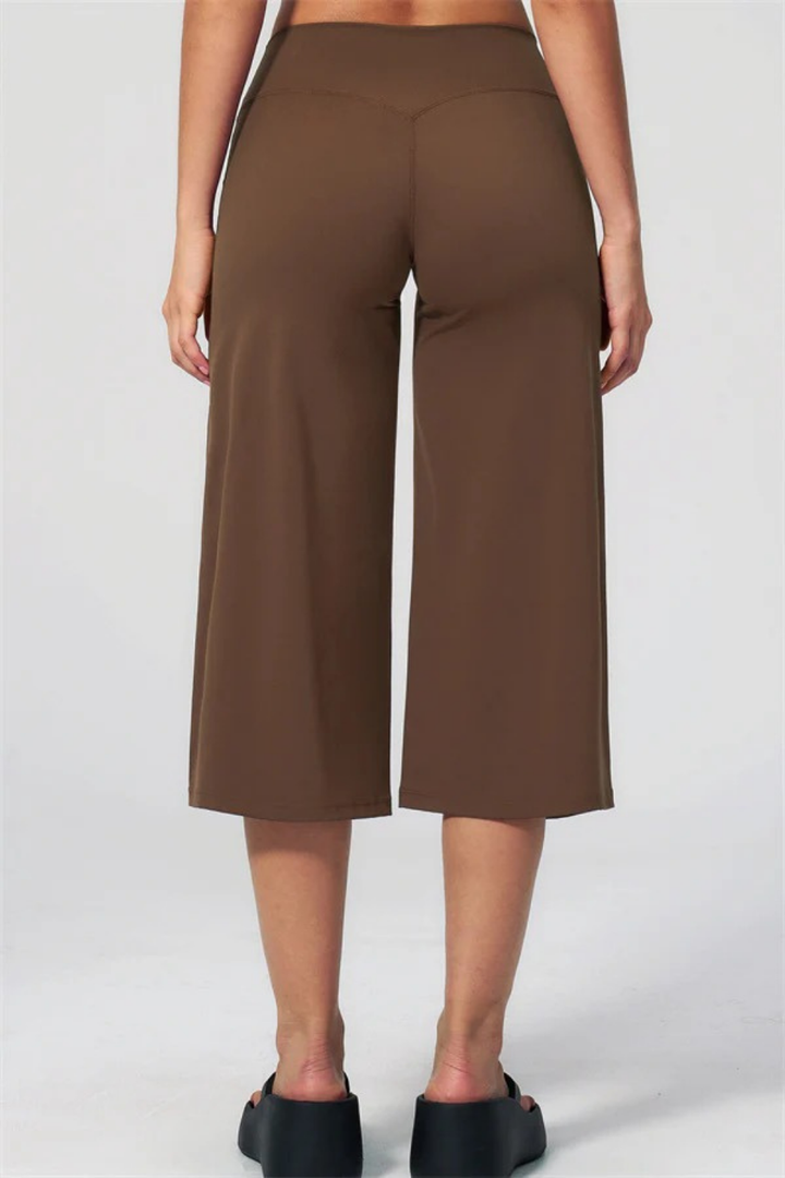 Elara Tank & Wide-Leg Crop Set