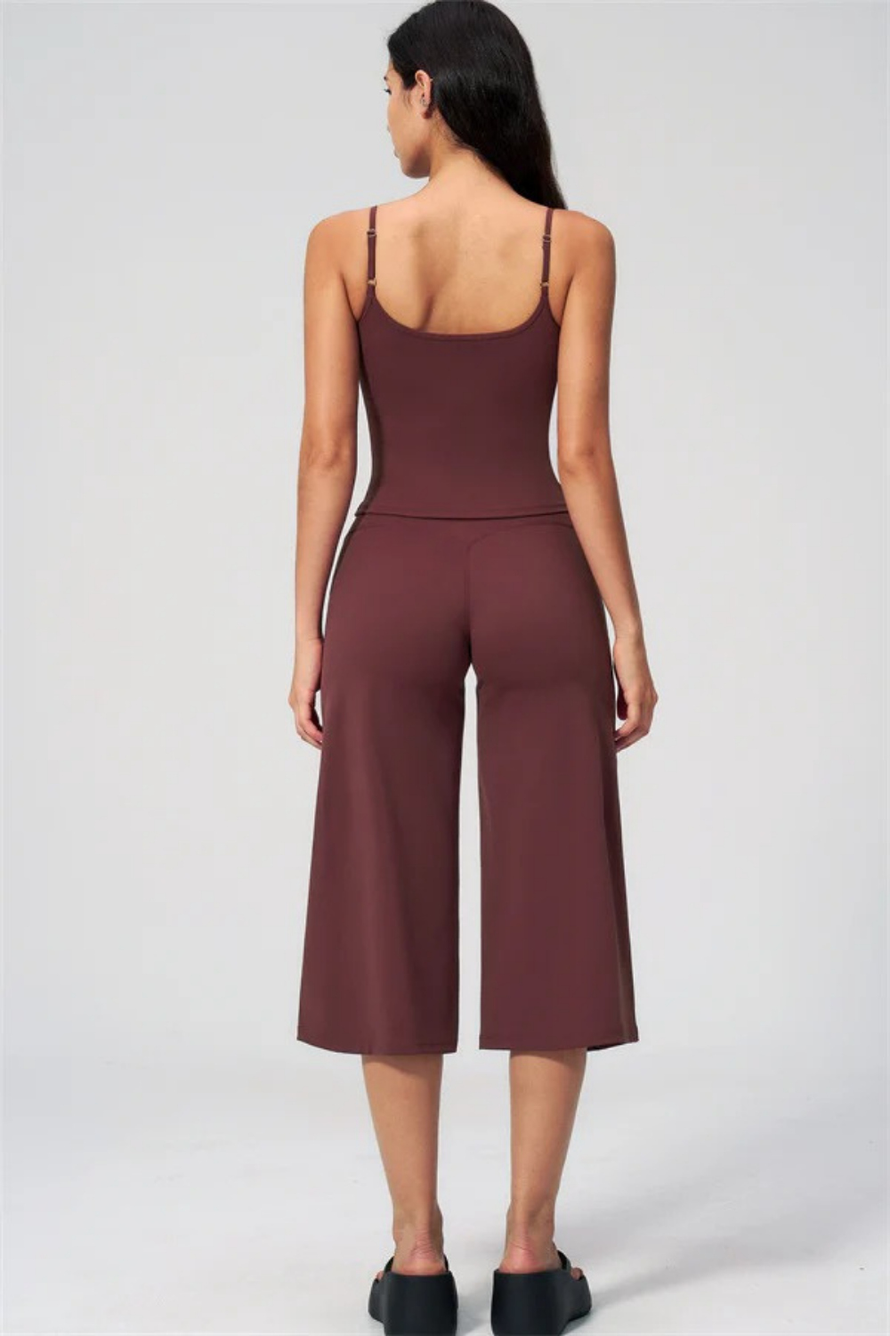 Elara Tank & Wide-Leg Crop Set