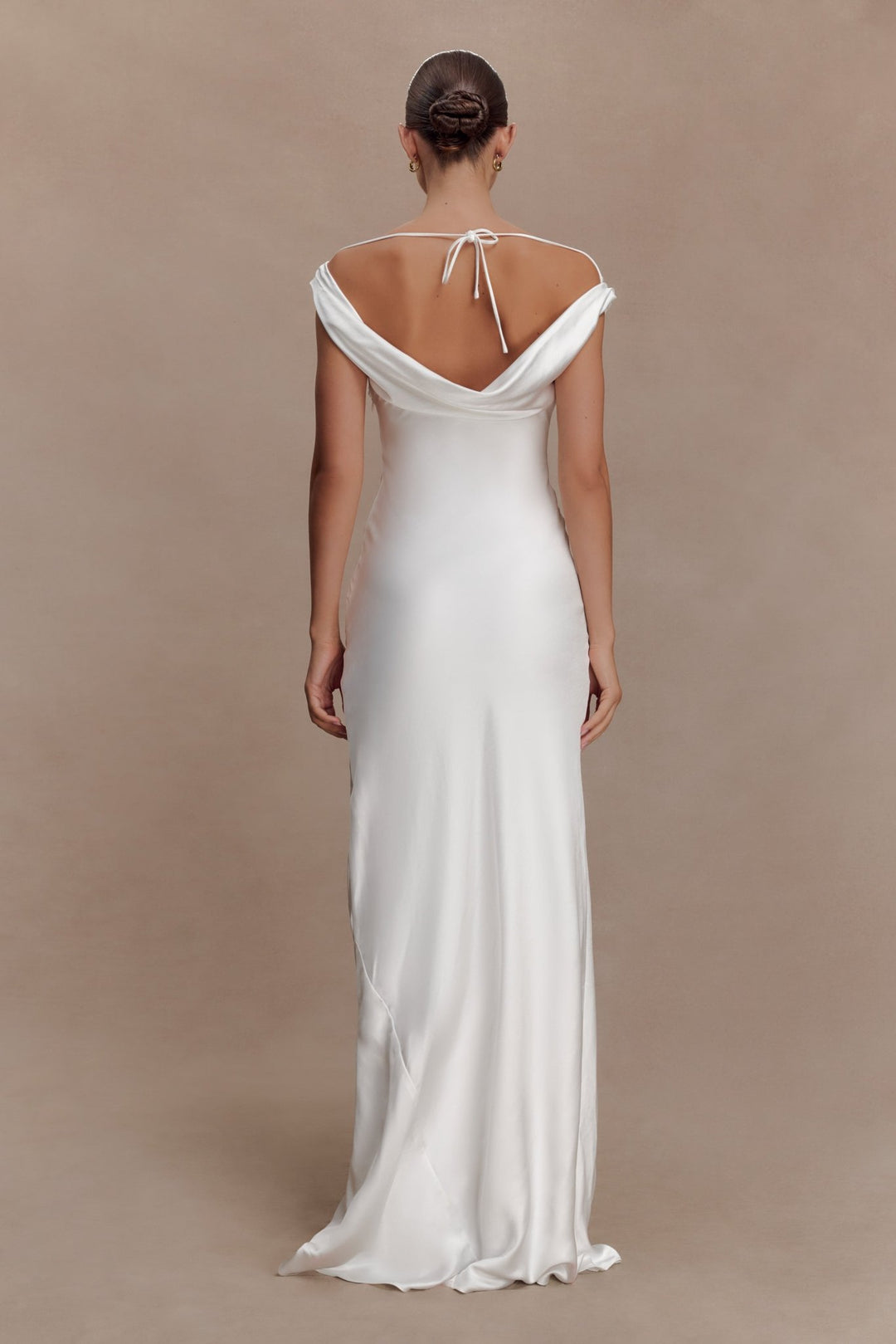 Ashley Cowl Neck Lace And Satin Maxi Dress - 4