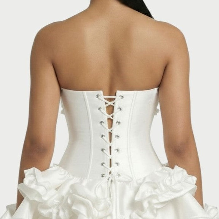 Lace-up back in Ivory – detail