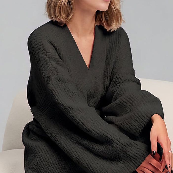 Noelle Cozy Plush Robe with Pockets – detail: Wrap V-neckline